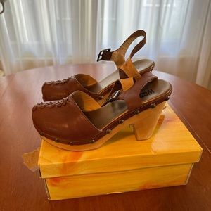 Brown Jeffery campbell woodies